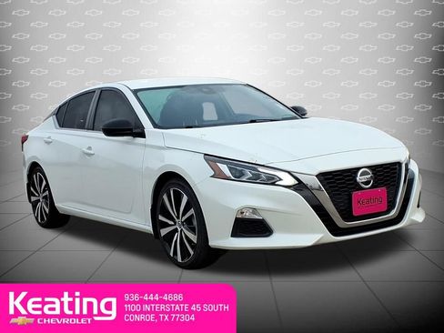 Used 2022 Nissan Altima 2.5 SR image 3
