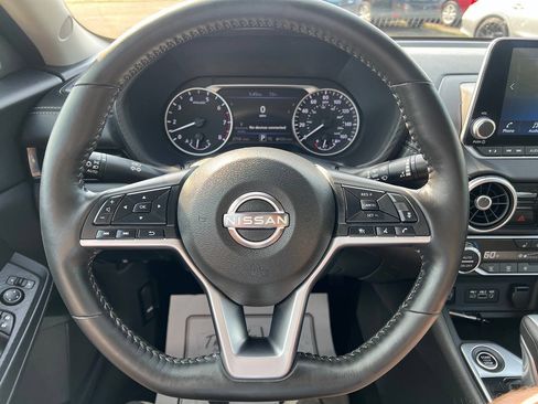 Used 2025 Nissan Sentra SV w/ All-Weather Package FWD image 15