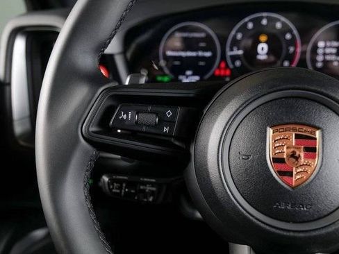 New 2026 Porsche Cayenne image 20