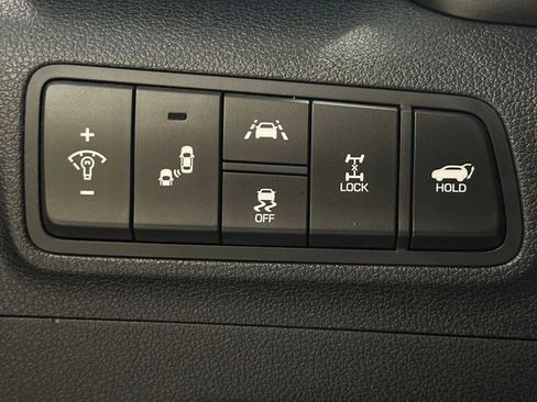 Used 2019 Hyundai Tucson Ultimate w/ Cargo Package AWD/4WD image 19