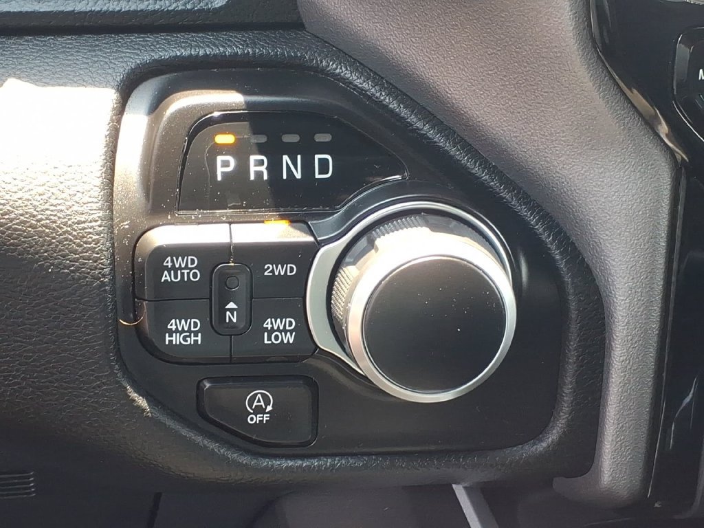 Used 2023 RAM 1500 Big Horn AWD/4WD image 7