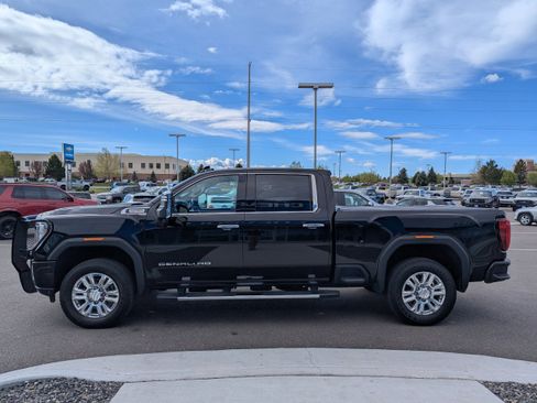 Used 2020 GMC Sierra 2500 Denali w/ Denali Ultimate Package AWD/4WD image 9