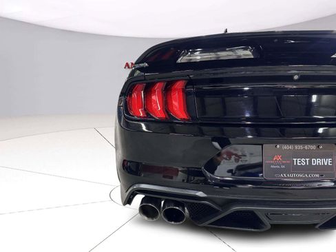 Used 2022 Ford Mustang Shelby GT500 w/ Technology Package RWD image 14