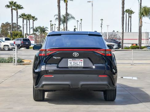 Used 2024 Toyota bZ4X XLE w/ Weather Package image 8