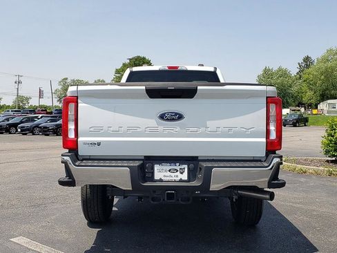 New 2025 Ford F350 XLT AWD/4WD image 6
