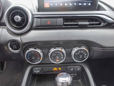 Used 2023 MAZDA MX-5 Miata Grand Touring image 18