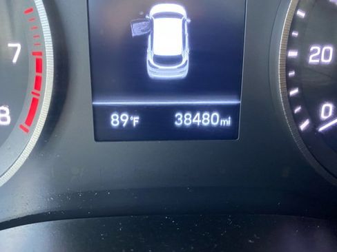 Used 2021 Hyundai Tucson Value w/ Cargo Package image 27