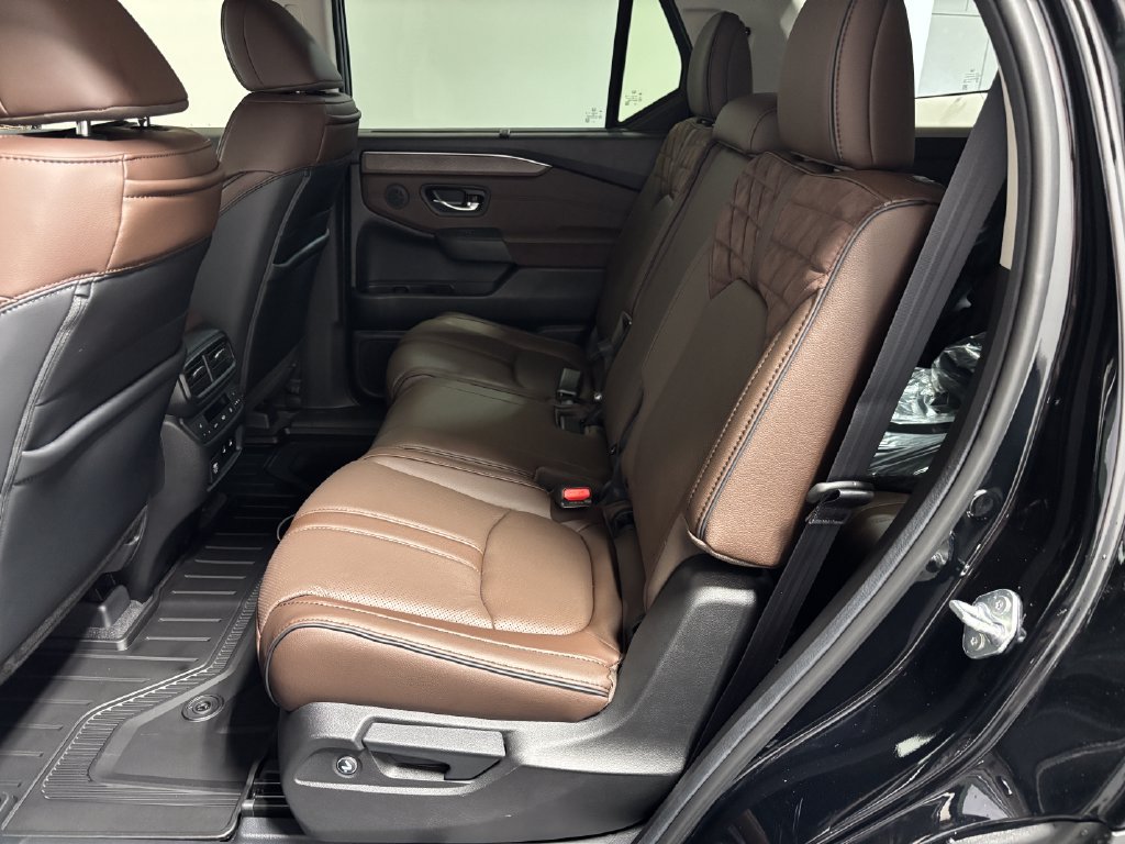 New 2026 Honda Pilot Elite image 16