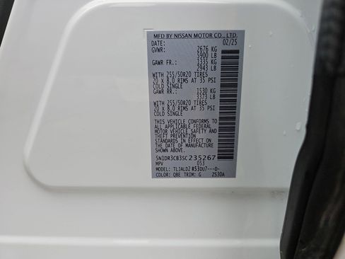 Used 2025 Nissan Pathfinder SL w/ SL Premium Package FWD image 37