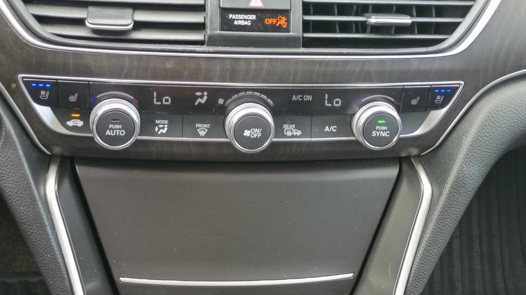 Used 2018 Honda Accord Touring image 22