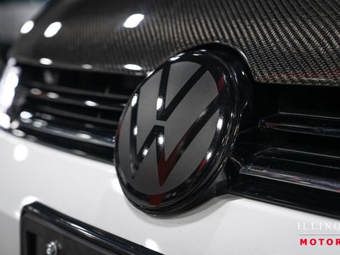 Used 2019 Volkswagen Golf R 4-Door AWD/4WD image 13