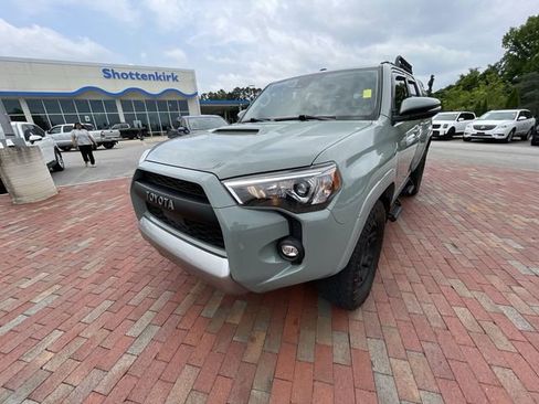 Used 2023 Toyota 4Runner TRD Off-Road Premium w/ Moonroof Package AWD/4WD image 23