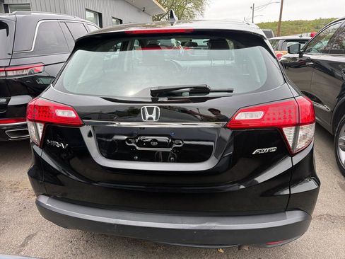 Used 2022 Honda HR-V LX image 7