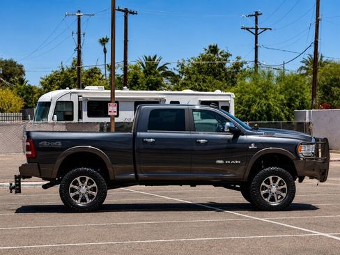 Used 2022 RAM 2500 Limited AWD/4WD image 3