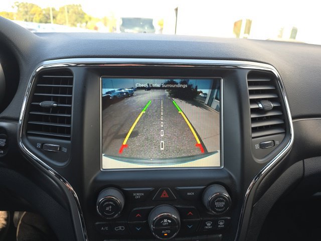 Used 2017 Jeep Grand Cherokee Altitude AWD/4WD image 15