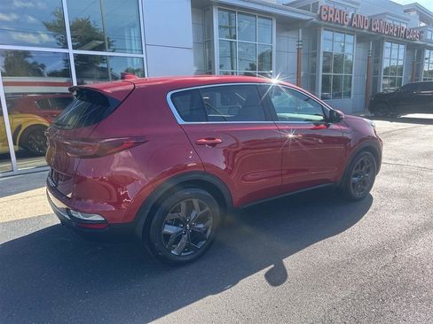 Used 2022 Kia Sportage LX w/ LX FWD Value Edition Package image 5