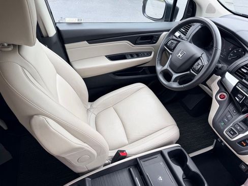 Used 2025 Honda Odyssey EX-L image 13