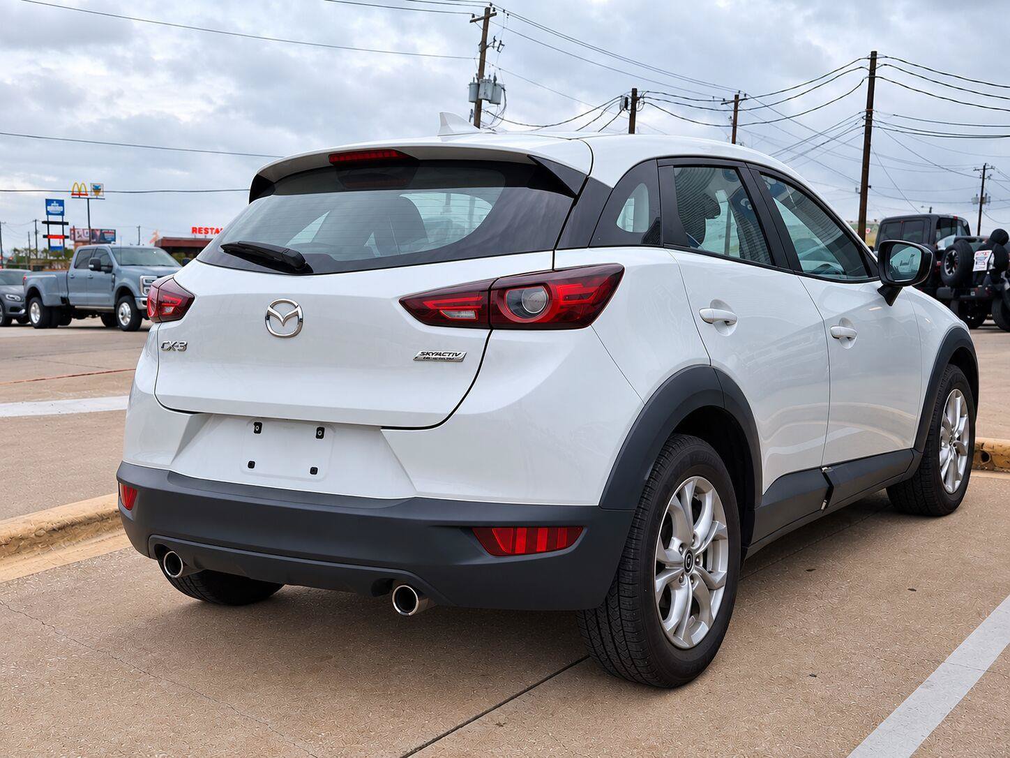 Used 2019 MAZDA CX-3 Sport w/ Sport I-ACTIVSENSE Package FWD image 9