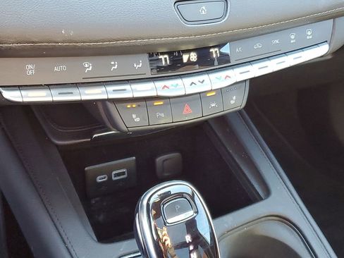 Used 2023 Cadillac XT4 Premium Luxury w/ Cold Weather Package image 20