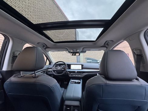 New 2026 Nissan Murano Platinum w/ Cargo Package AWD/4WD image 16