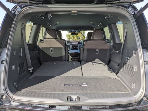 New 2026 Nissan Armada SL w/ Captain's Chari Seat Package AWD/4WD image 14