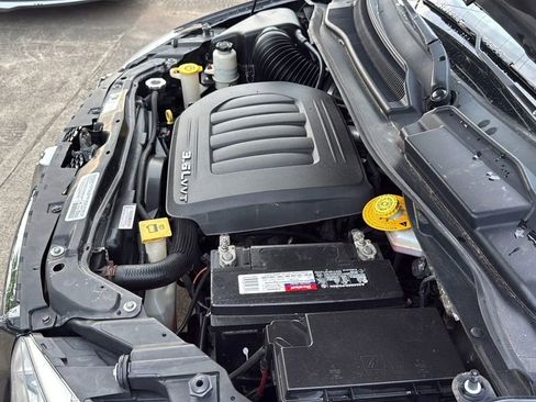 Used 2014 Dodge Grand Caravan R/T w/ Driver Convenience Group FWD image 23