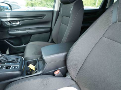 Used 2023 Honda CR-V LX image 10