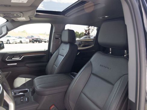 Used 2024 GMC Sierra 1500 Denali w/ Denali Reserve Package AWD/4WD image 21