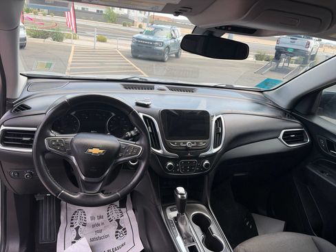 Used 2019 Chevrolet Equinox LT FWD image 14