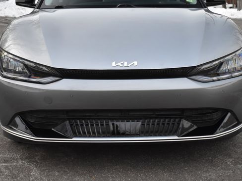 Used 2024 Kia EV6 Wind image 12