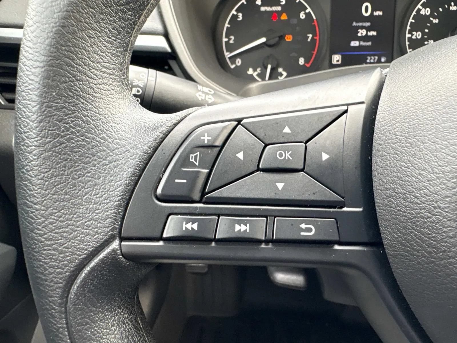 Used 2025 Nissan Altima 2.5 S FWD image 24
