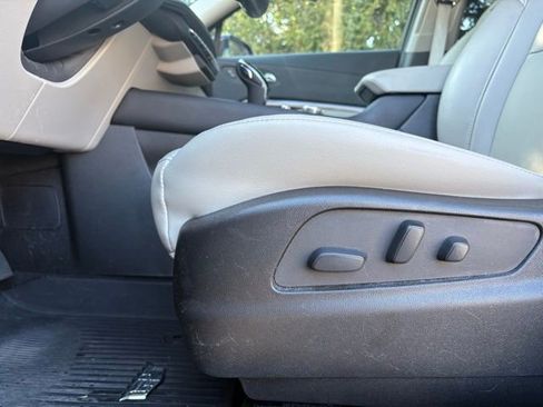 Certified 2023 Cadillac XT4 Premium Luxury w/ Cold Weather Package image 21