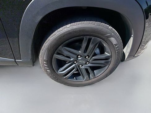 Used 2024 Chevrolet Trax ACTIV FWD image 9