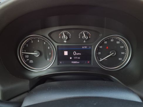 Used 2020 Buick Enclave Essence w/ Sound and Sites Package image 18