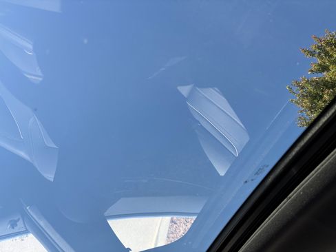 Certified 2023 BMW 530i xDrive w/ Premium Package image 28