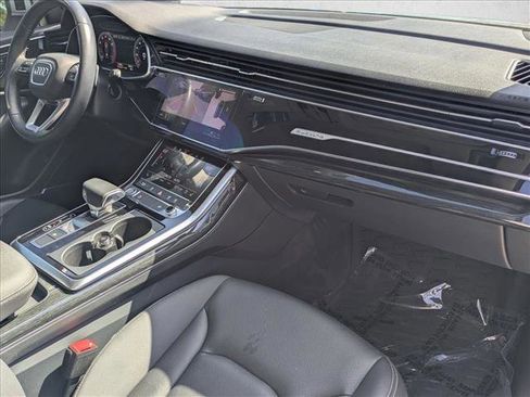 Used 2019 Audi Q8 Premium Plus AWD/4WD image 23