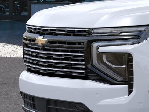 New 2026 Chevrolet Suburban High Country AWD/4WD image 39