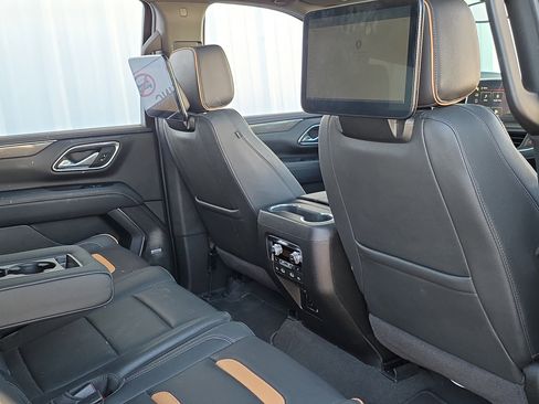 Used 2024 GMC Yukon AT4 w/ AT4 Premium Plus Package image 35