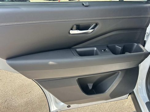 New 2026 Nissan Pathfinder Platinum w/ Cargo Package AWD/4WD image 22