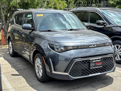 Used 2023 Kia Soul LX w/ Option Group 015