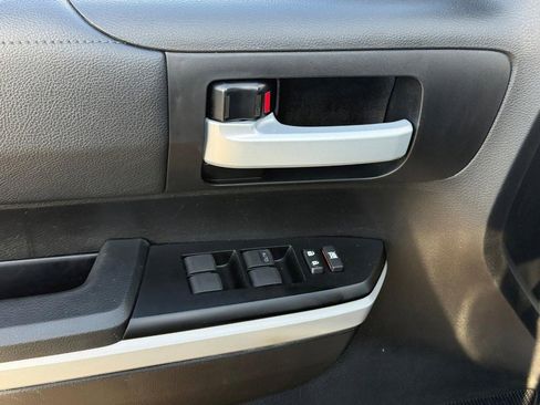 Certified 2021 Toyota Tundra SR5 image 18