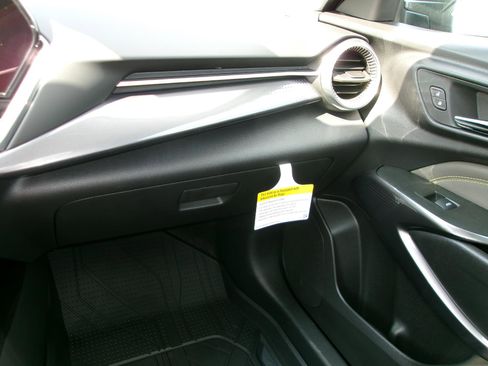 New 2026 Chevrolet Trax ACTIV FWD image 20
