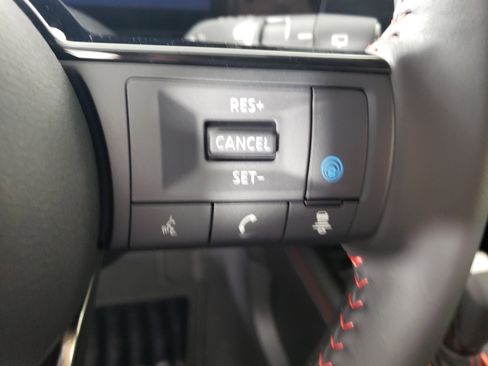 New 2026 Nissan Kicks SR w/ Cold Weather Package image 18