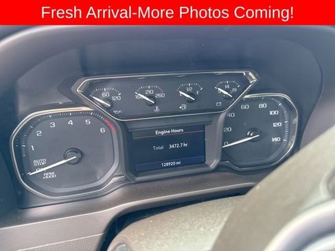 Used 2019 GMC Sierra 1500 SLT w/ SLT Premium Plus Package AWD/4WD image 17