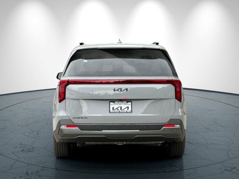 New 2026 Kia Carnival SX FWD image 5