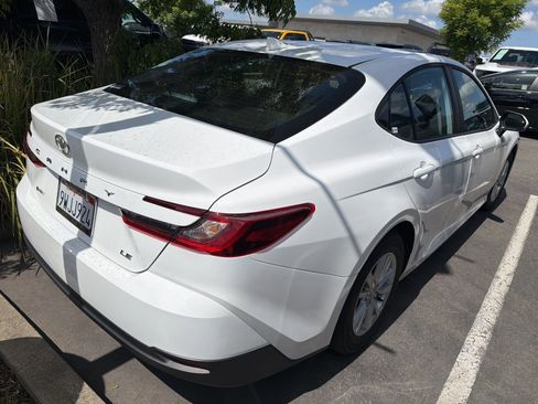 Used 2026 Toyota Camry LE w/ Convenience Package FWD image 3