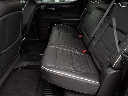 Certified 2024 GMC Sierra 1500 AT4X image 31