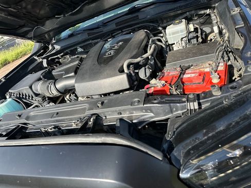 Used 2019 Toyota Tacoma TRD Off-Road image 22