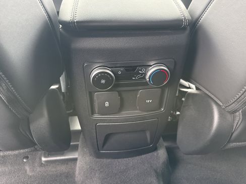 Used 2023 Ford Explorer XLT w/ Equipment Group 202A image 17