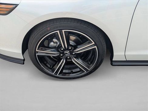 New 2026 Honda Accord SE image 9
